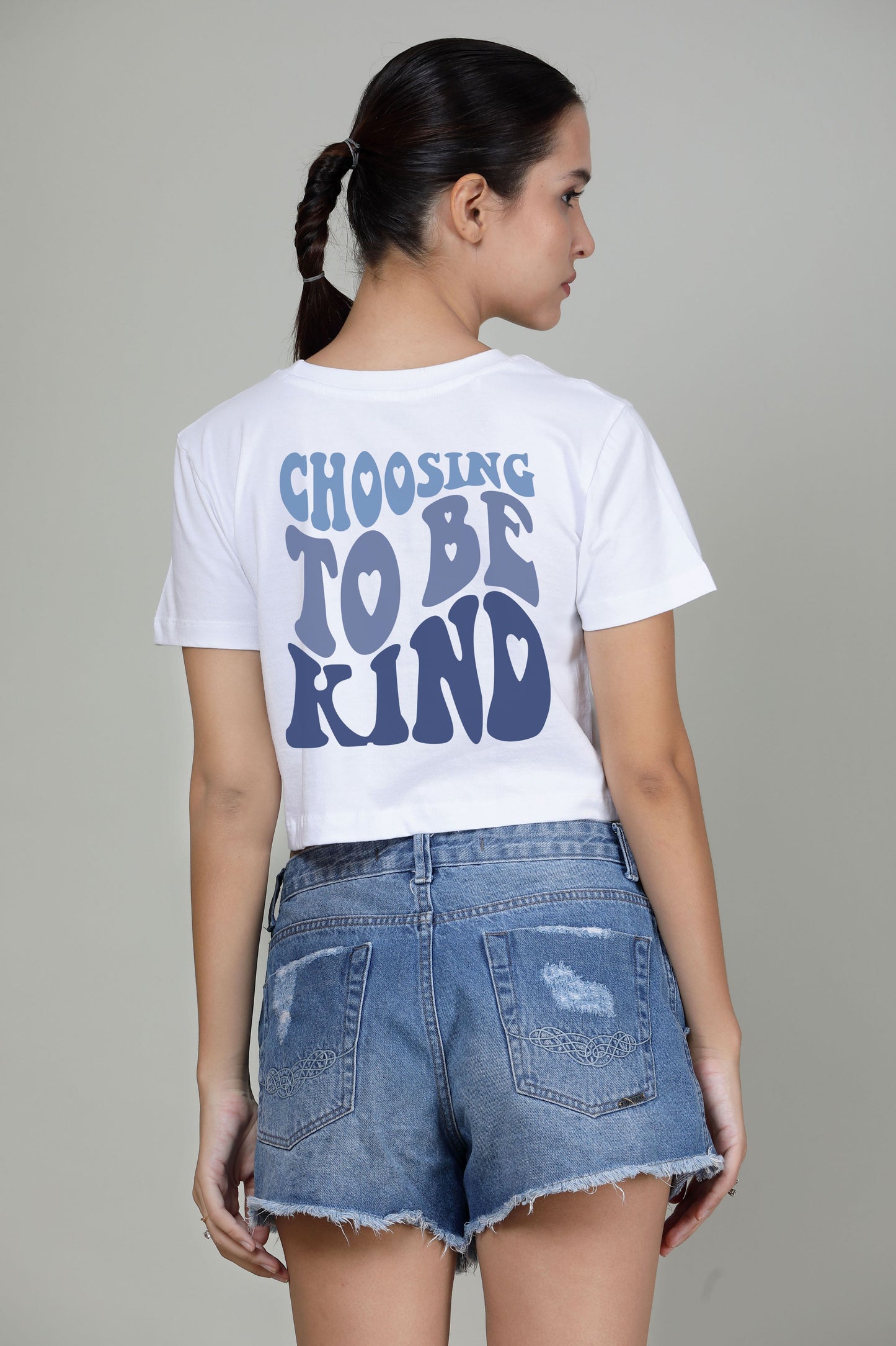 Choosing to be kind Radiant White - Printed Crop Top