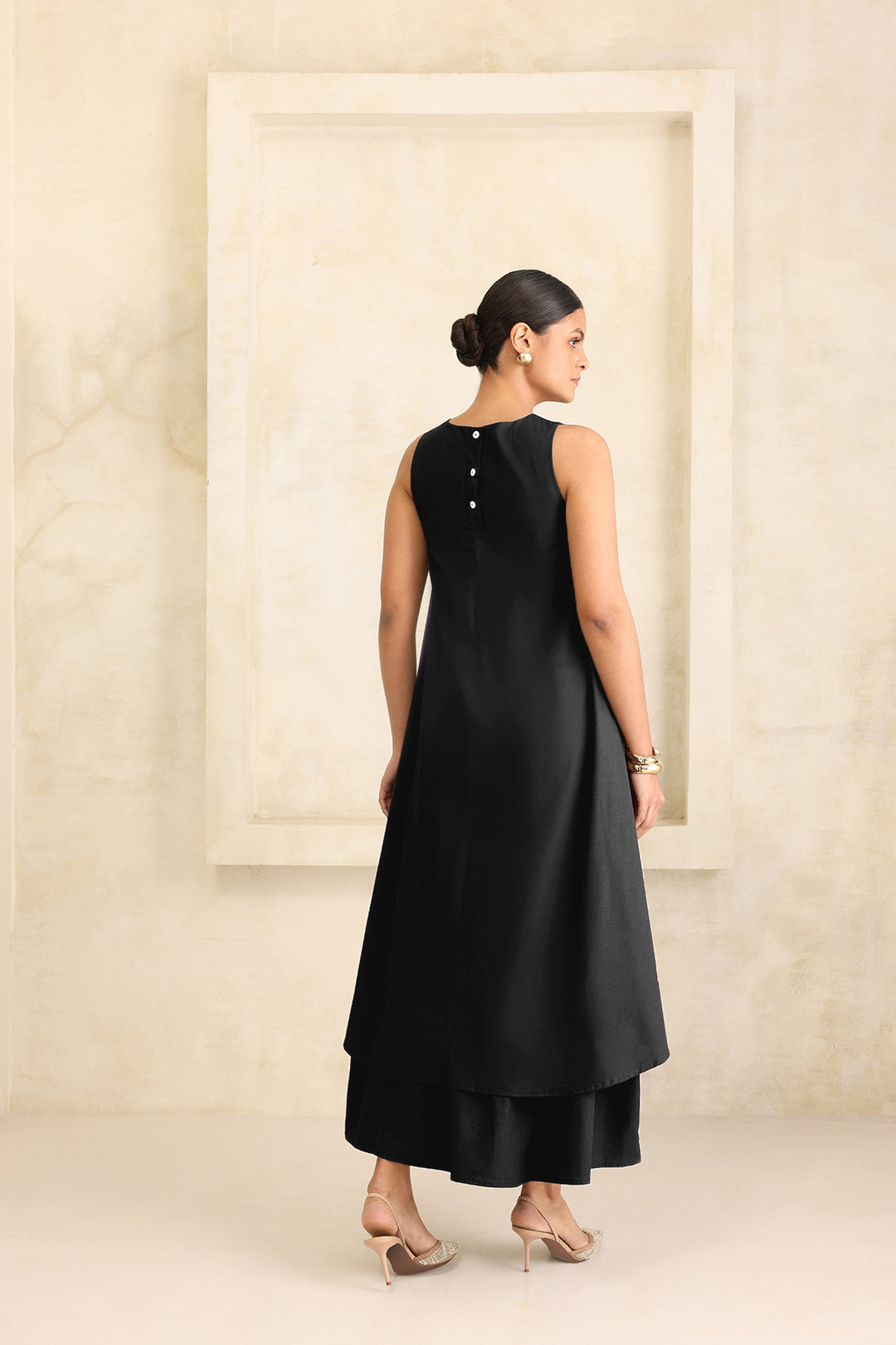 IRIS DOUBLE LAYERED DRESS- BLACK