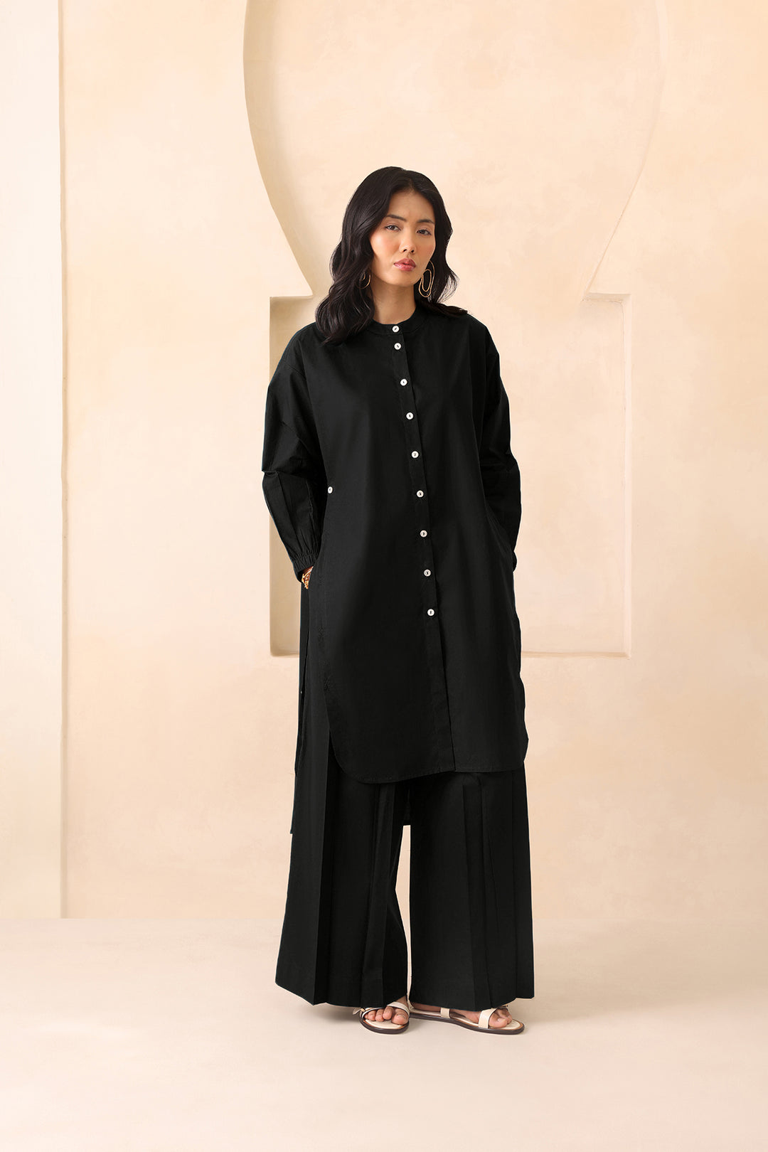 SAANJH CO-ORD SET WITH PLEATED PANT- BLACK