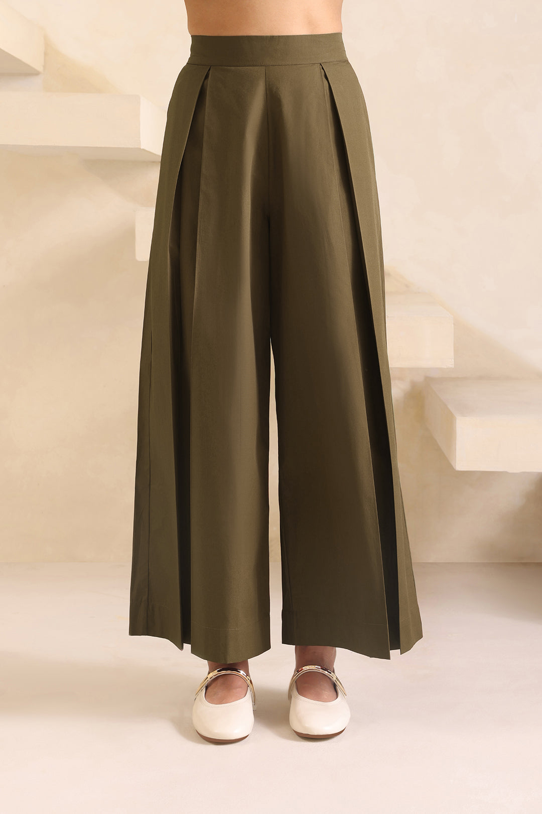 SAANJH CO-ORD SET WITH PLEATED PANT- OLIVE