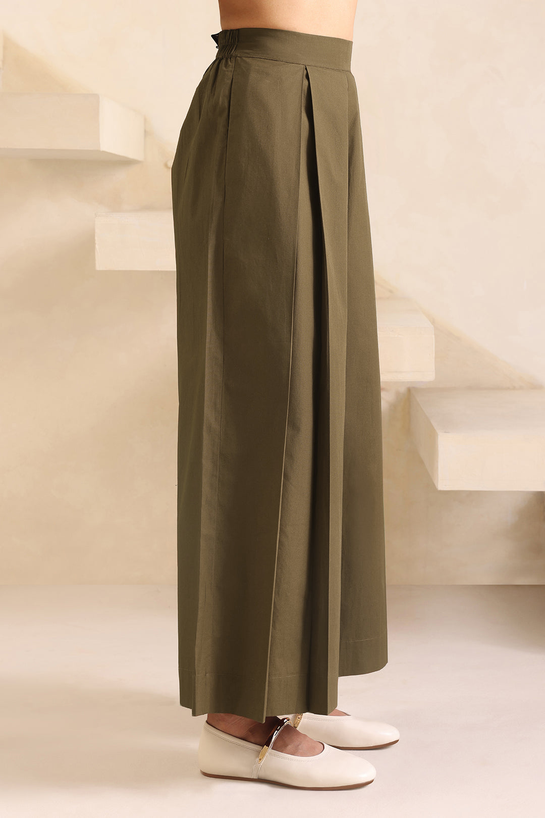 SAANJH CO-ORD SET WITH PLEATED PANT- OLIVE