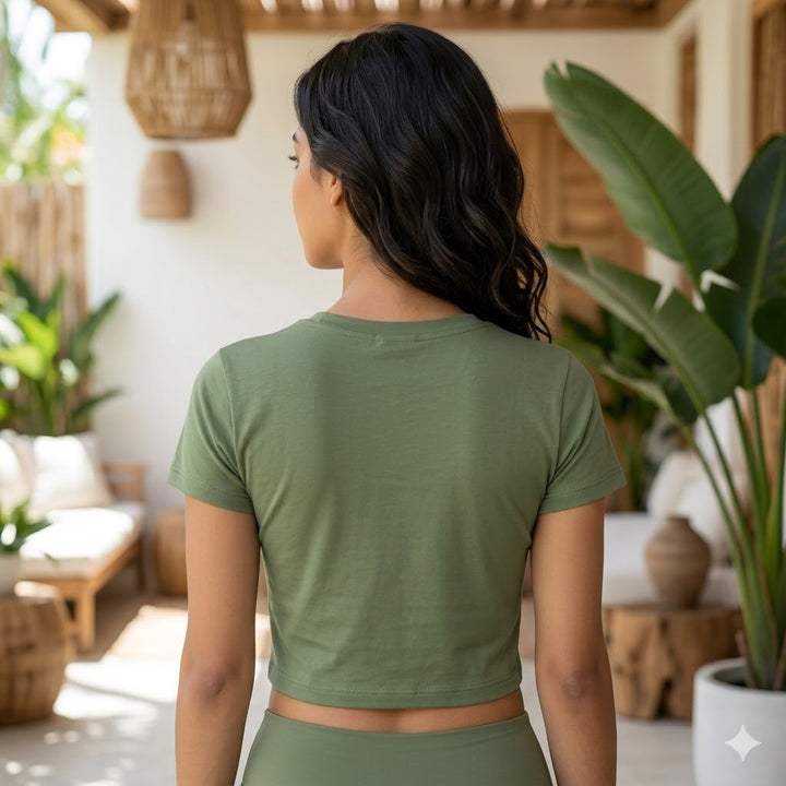 Snoopy - Crop Top- Green